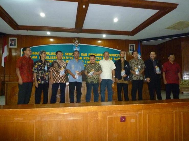 36525_10200287541057456_263781926_n